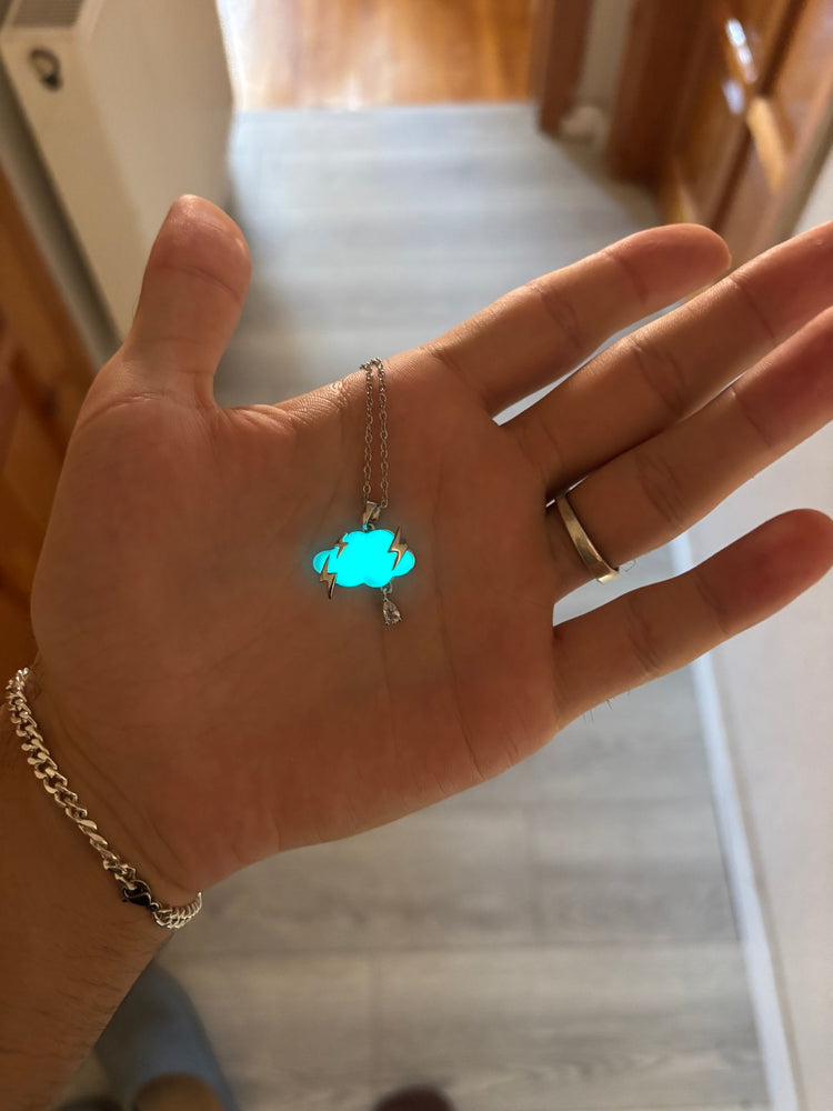 925 Ayar Gümüş Gece Parlayan Bulut Kolye