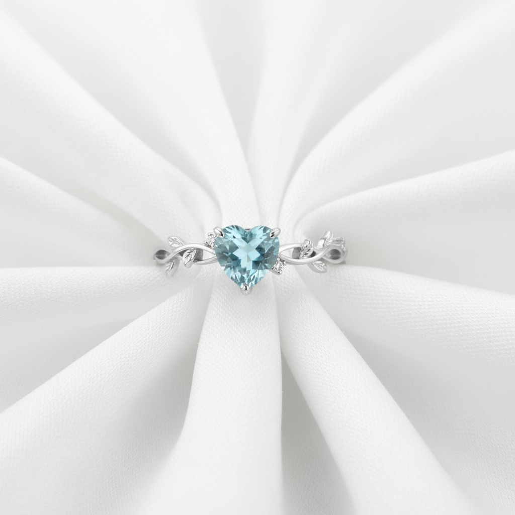 Aquamarine Kalp Yüzük - Farklı Açı