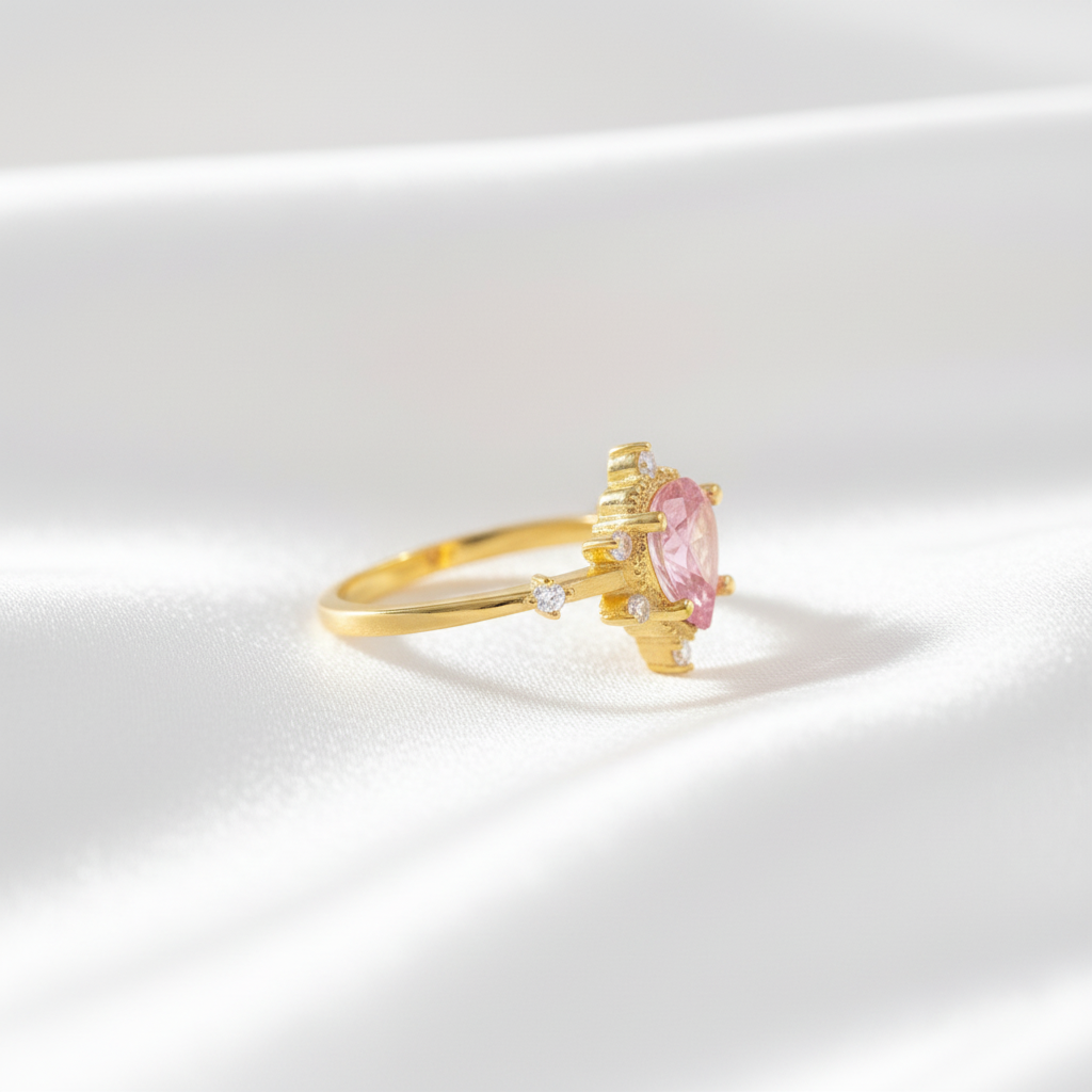 Damla Kesim Pembe Taşlı Altın Yüzük - Farklı Açı