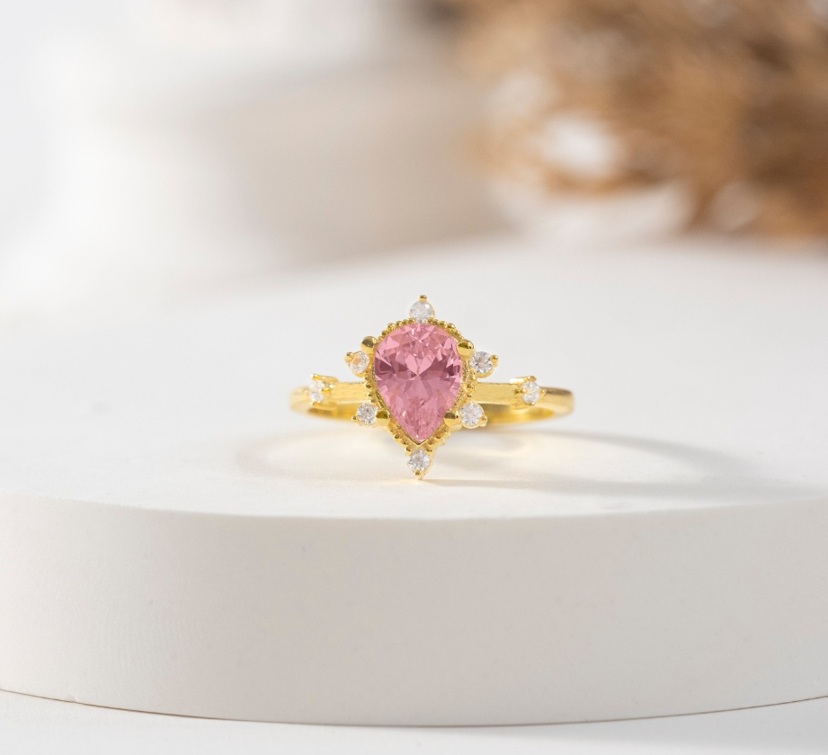 925 Ayar Gümüş Pembe Taşlı Damla Yüzük